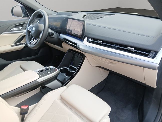 BMW iX2 xdrive30 230 kw (313 cv)