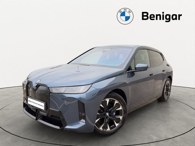 BMW iX xdrive60 400 kw (544 cv)