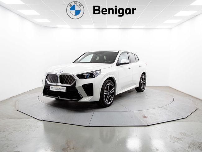 BMW iX2 edrive20 150 kw (204 cv)
