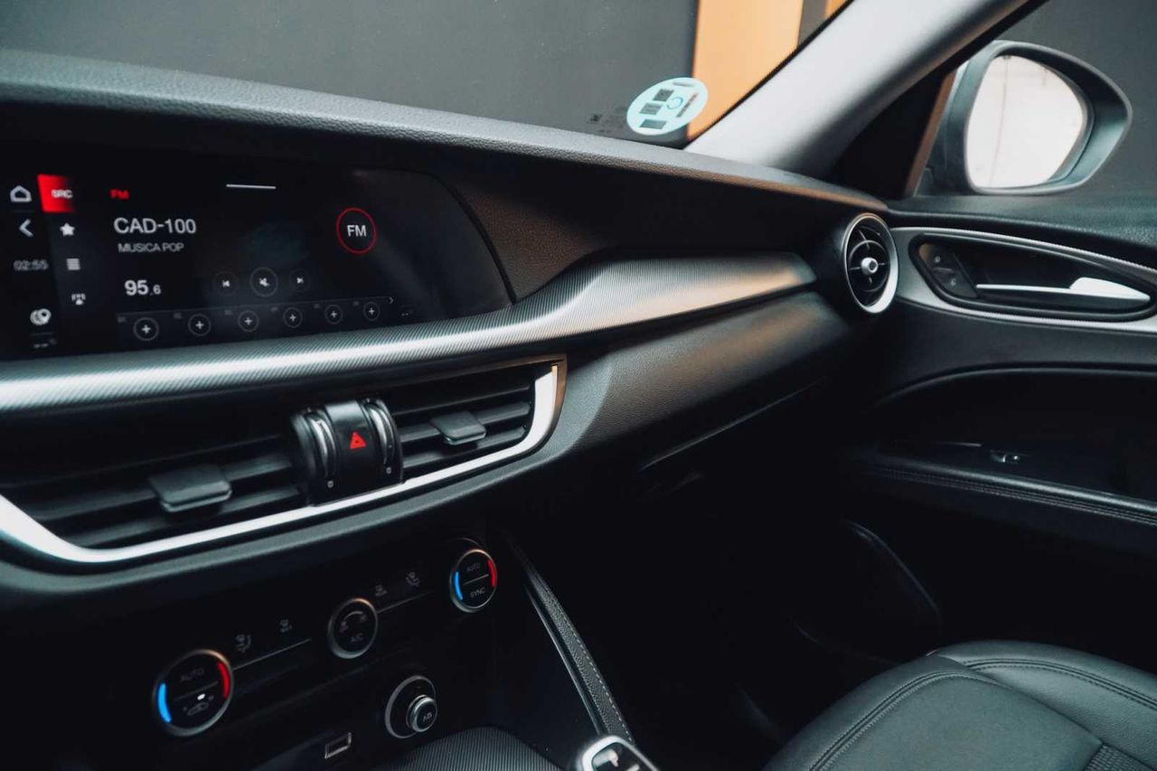 Alfa Romeo Stelvio 2.2 diesel 140kw (190cv) sprint+  - Foto 22