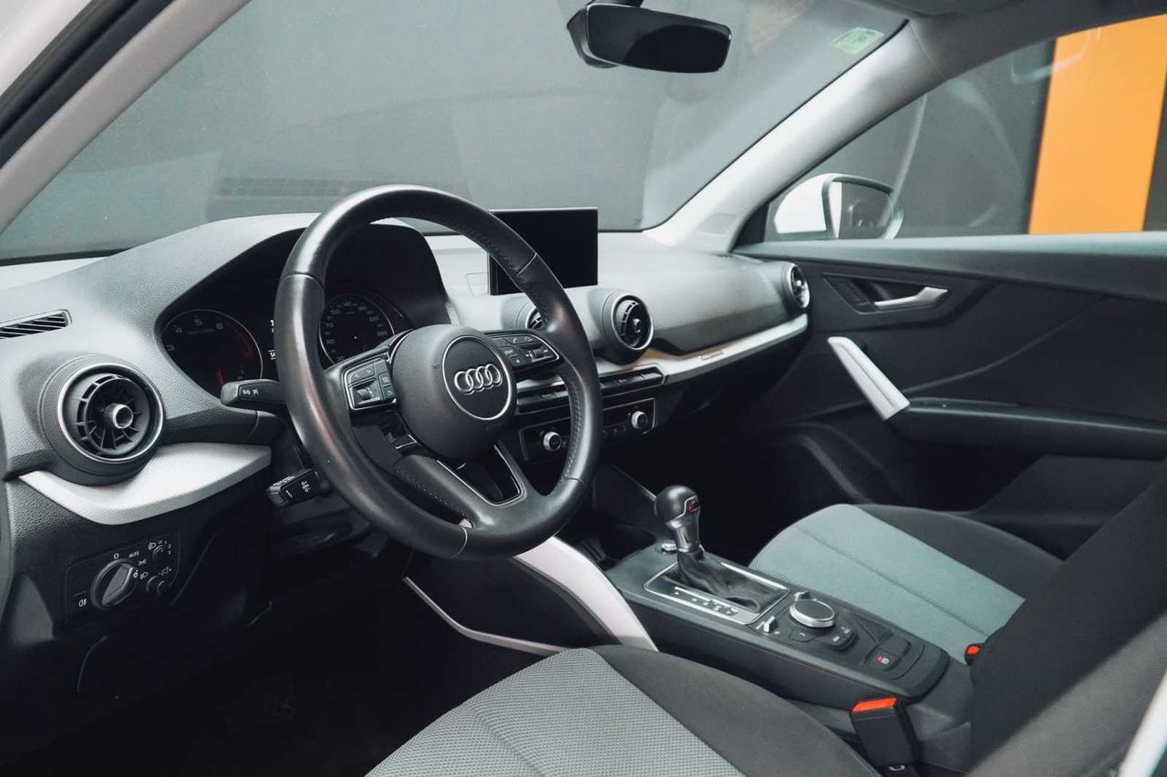 Audi Q2 1.5 tfsi 35 tfsi design  - Foto 14