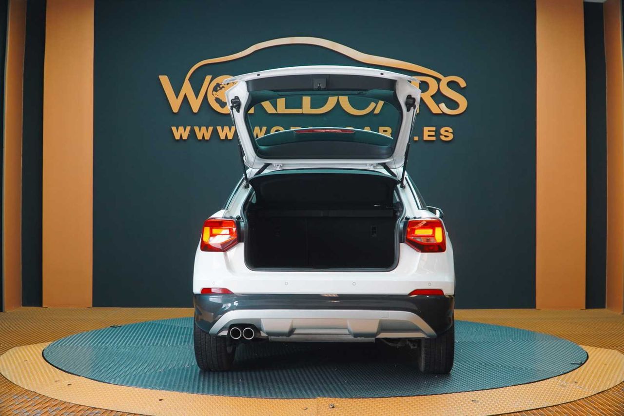 Audi Q2 1.5 tfsi 35 tfsi design  - Foto 12