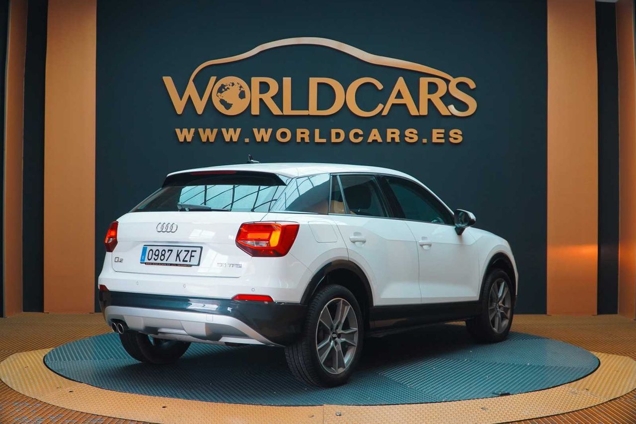 Audi Q2 1.5 tfsi 35 tfsi design  - Foto 6