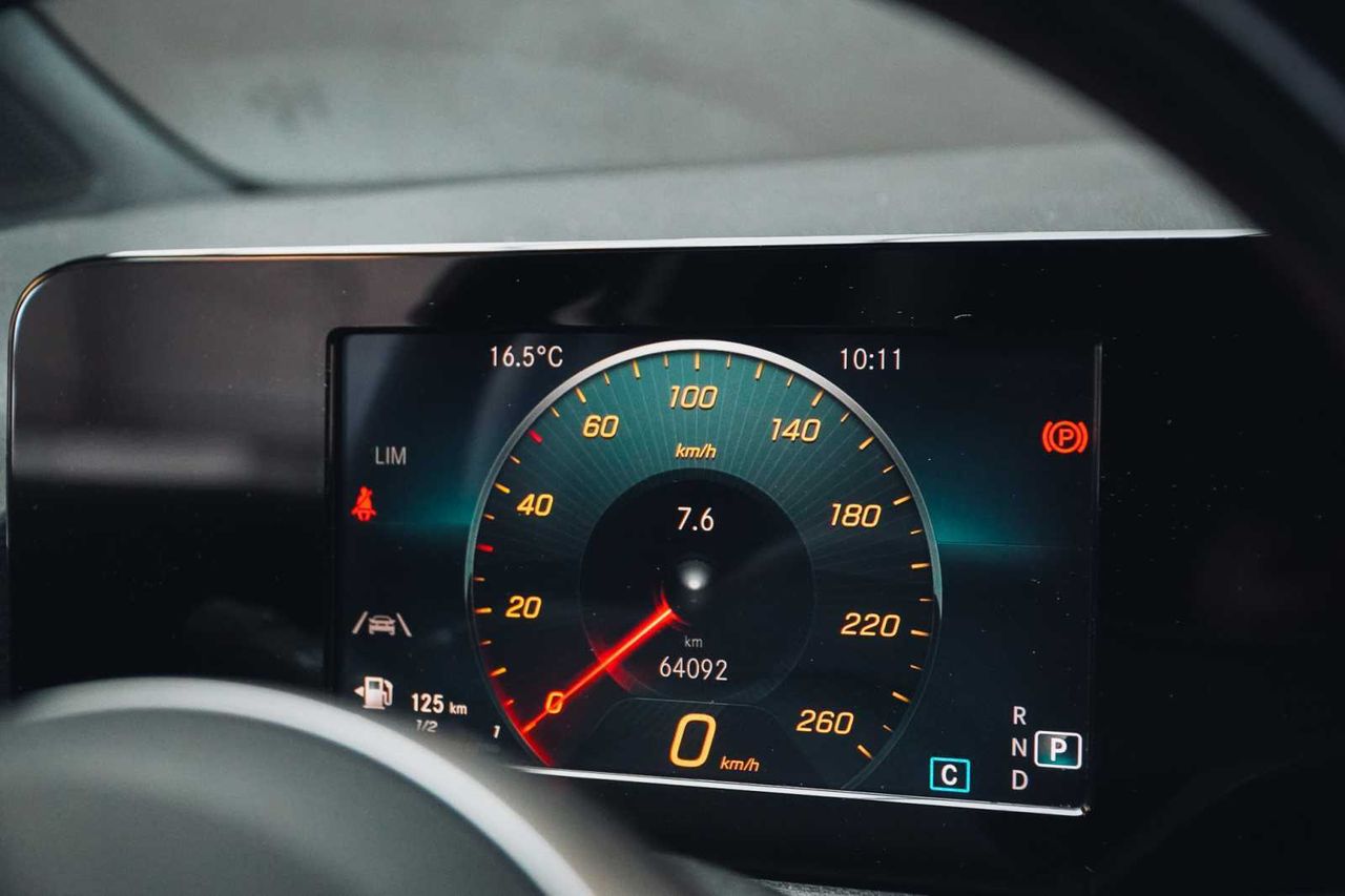 Mercedes GLA 200 d amg line  - Foto 14