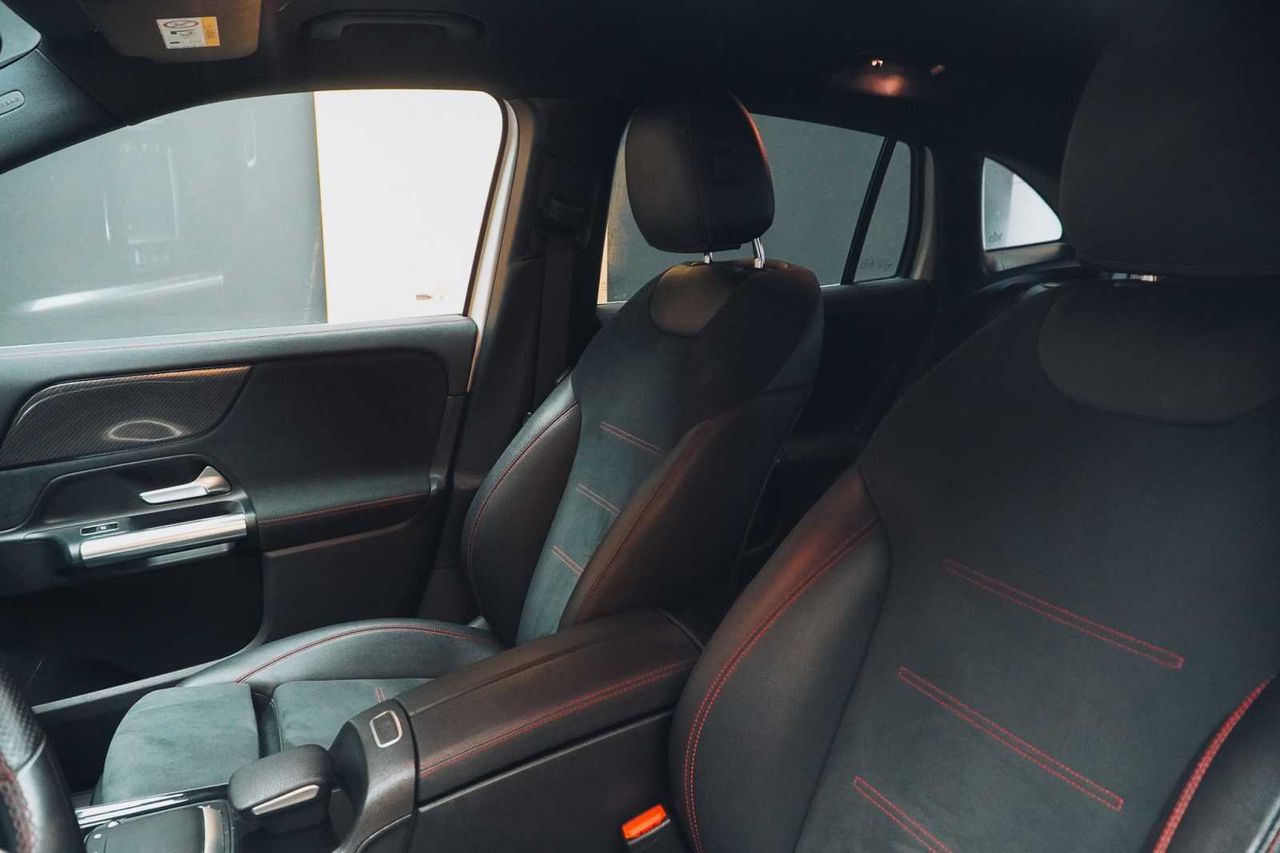 Mercedes GLA 200 d amg line  - Foto 18