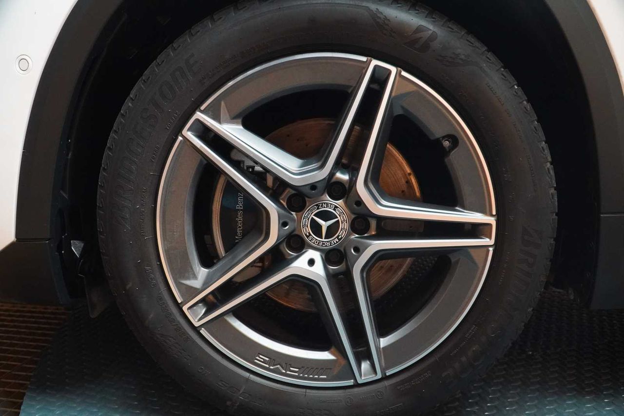 Mercedes GLA 200 d amg line  - Foto 16