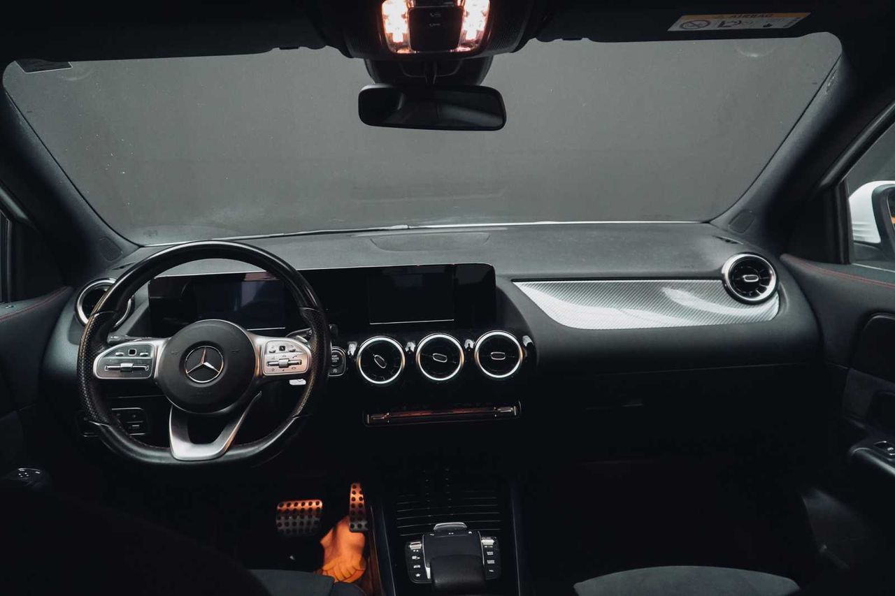 Mercedes GLA 200 d amg line  - Foto 23