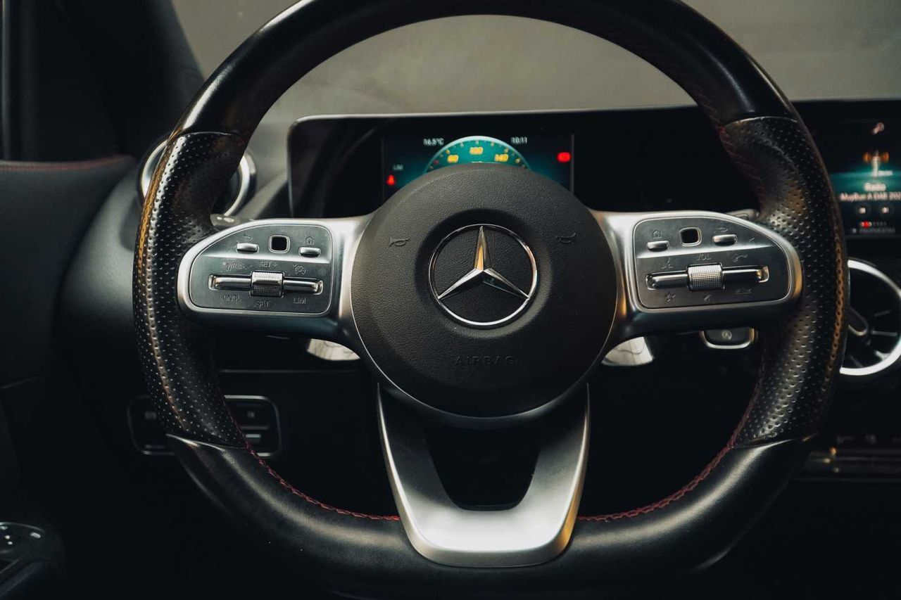 Mercedes GLA 200 d amg line  - Foto 26