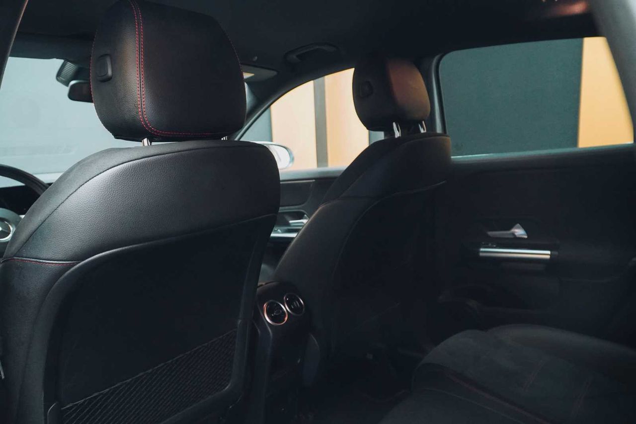 Mercedes GLA 200 d amg line  - Foto 22