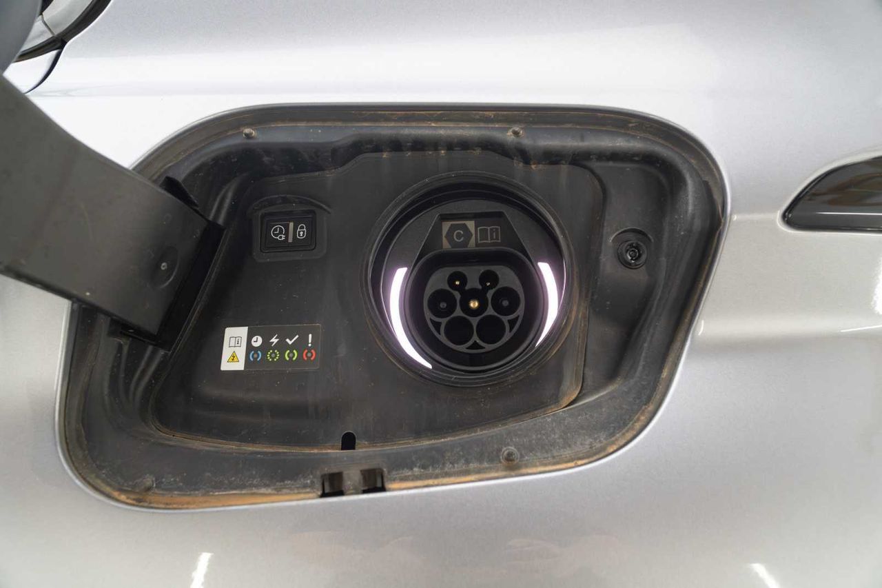 Peugeot 308  5p active pack hybrid 180 eeat8  - Foto 13