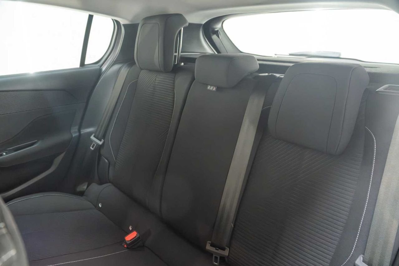 Peugeot 308  5p active pack hybrid 180 eeat8  - Foto 24