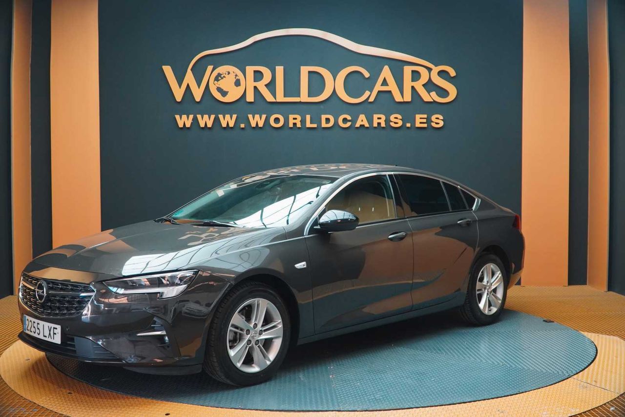 Foto opel insignia  2022 /
