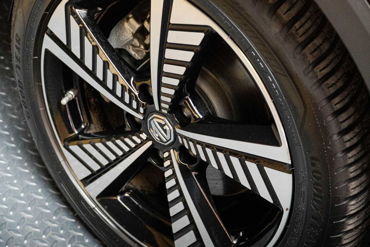 MG ZS luxury 5d 105kw  - Foto 18