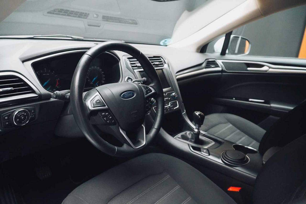 Ford Mondeo 2.0 ecoblue trend sportbreak  - Foto 15