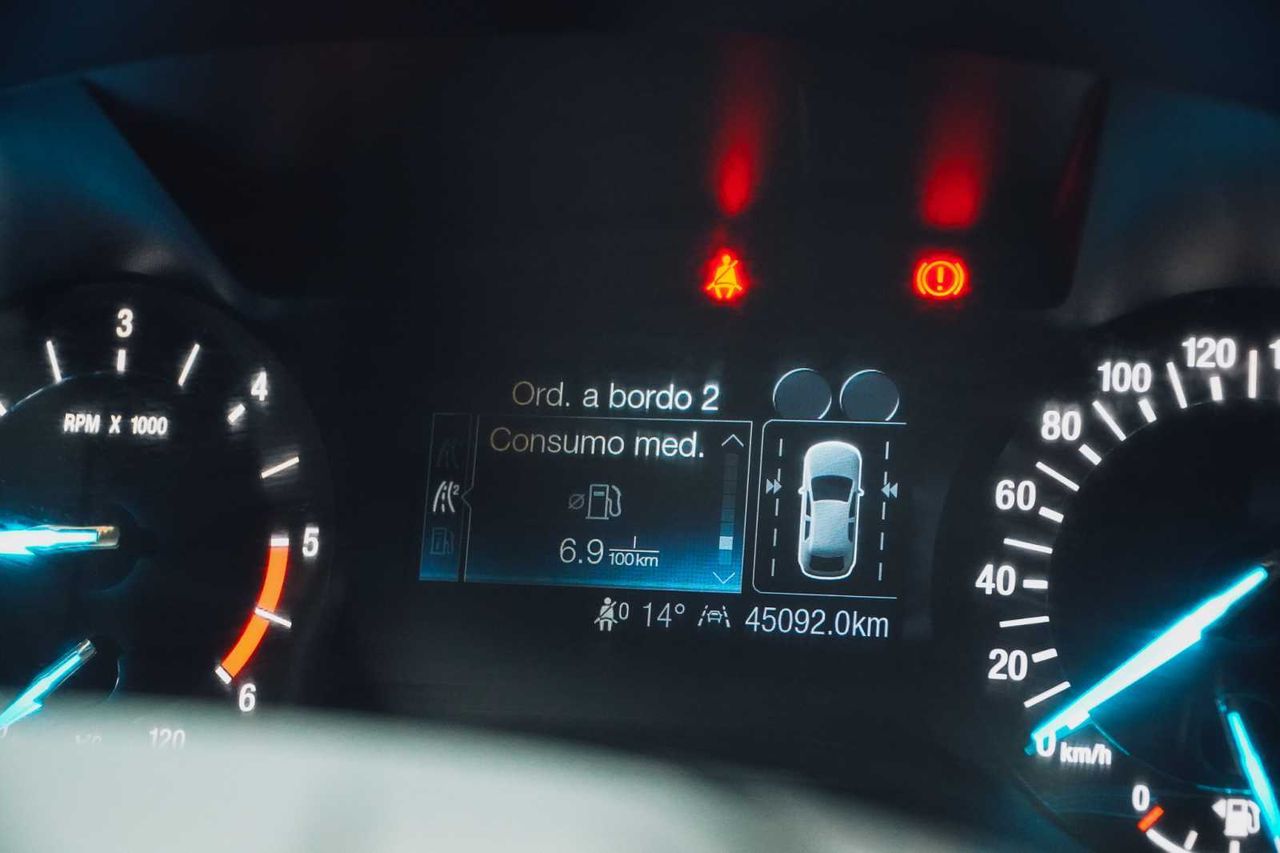 Ford Mondeo 2.0 ecoblue trend sportbreak  - Foto 13