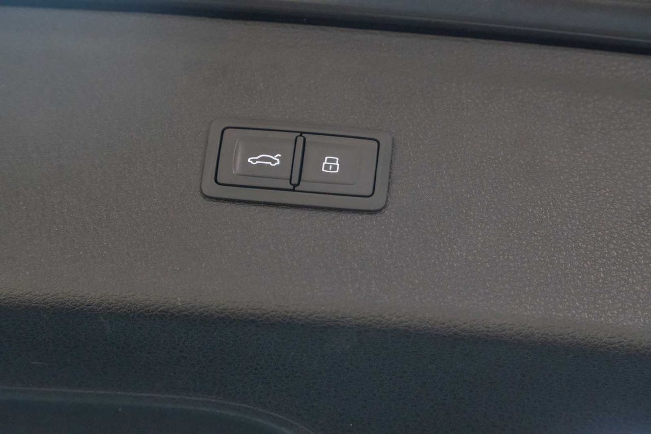 Audi Q5 2.0 tdi 35 tdi design  - Foto 12