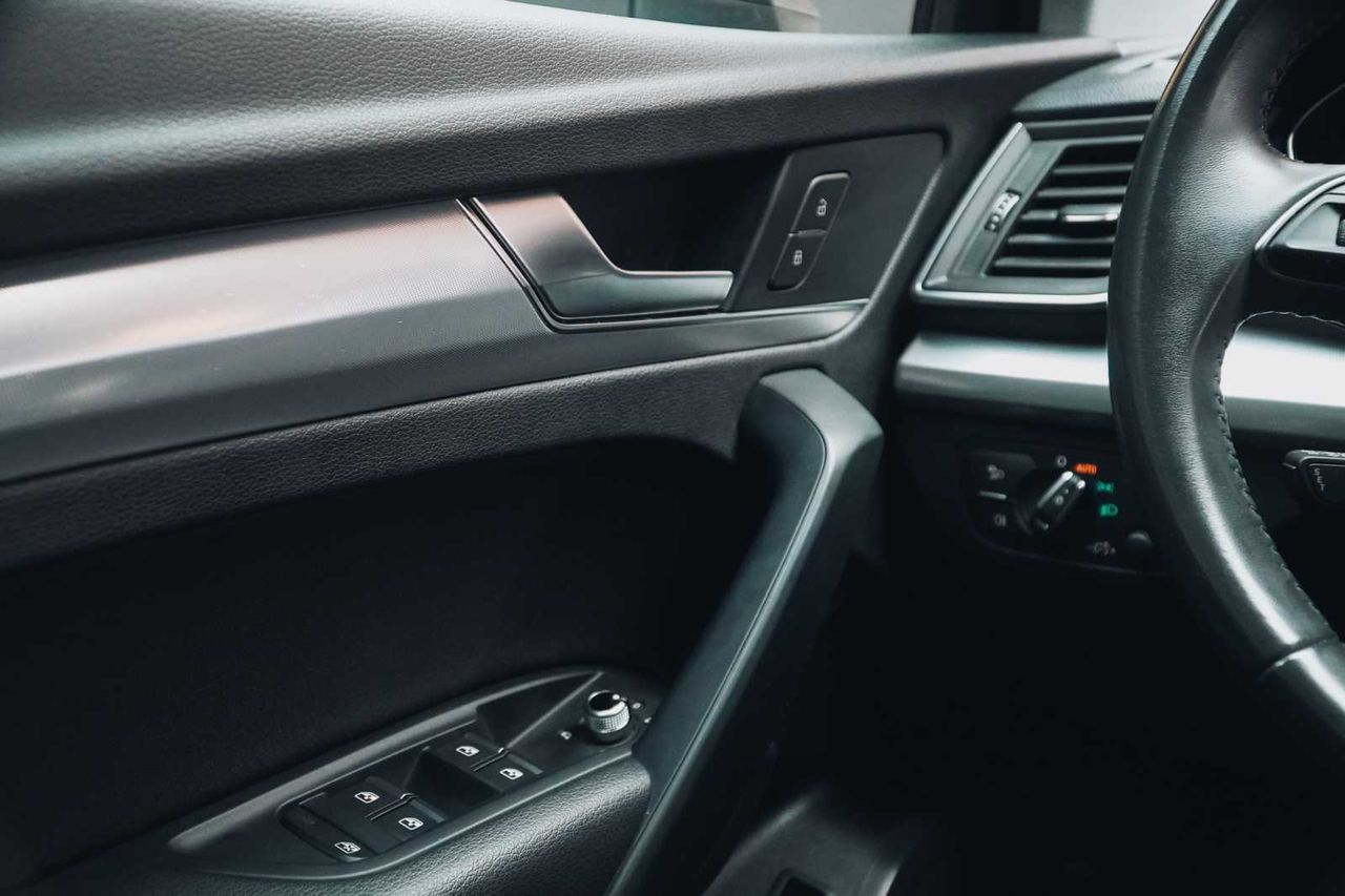 Audi Q5 2.0 tdi 35 tdi design  - Foto 23