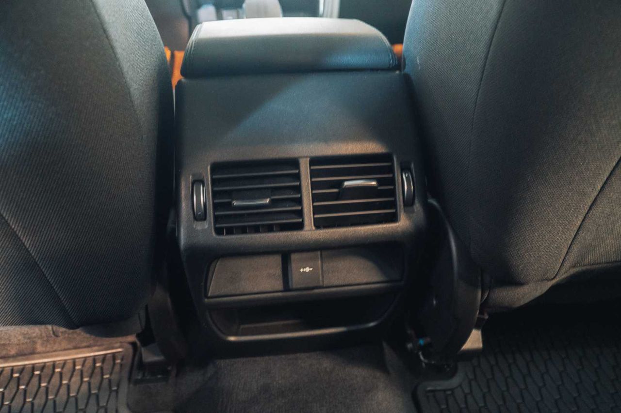 Jaguar E-Pace 2.0 120kw 4wd auto  - Foto 18