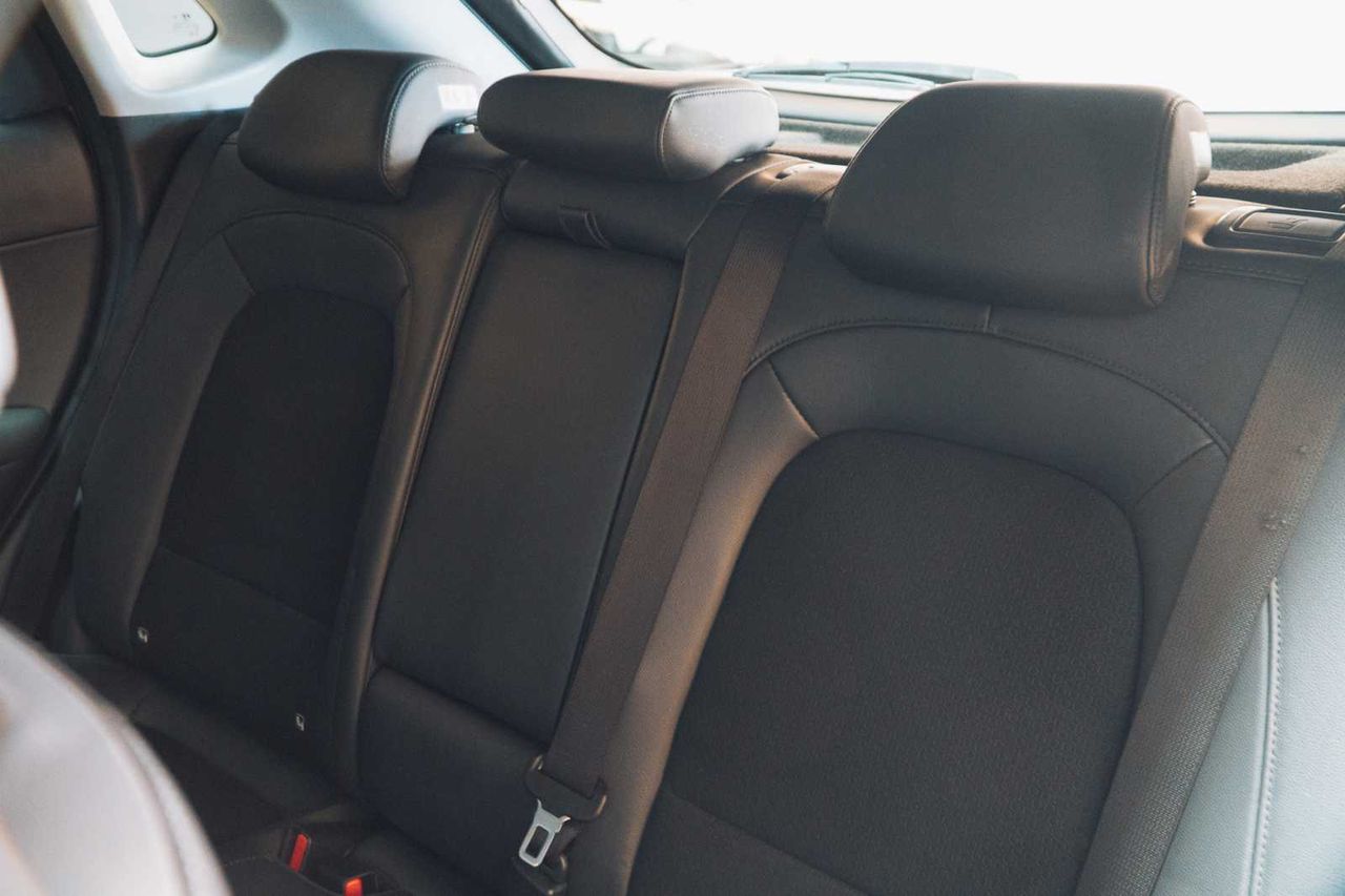 Hyundai Kona 150kw ev 72kw tecno  - Foto 19