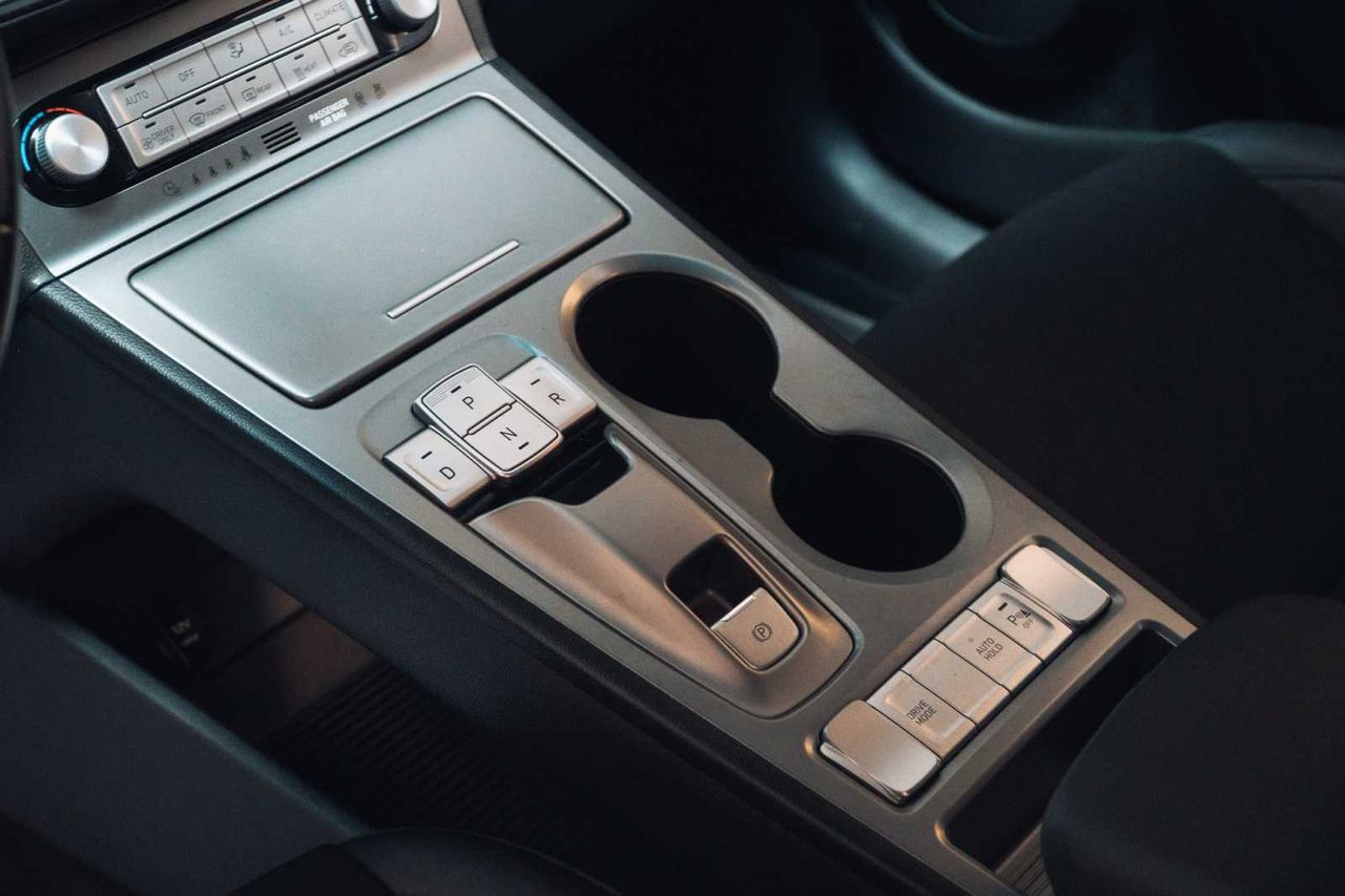 Hyundai Kona 150kw ev 72kw tecno  - Foto 16