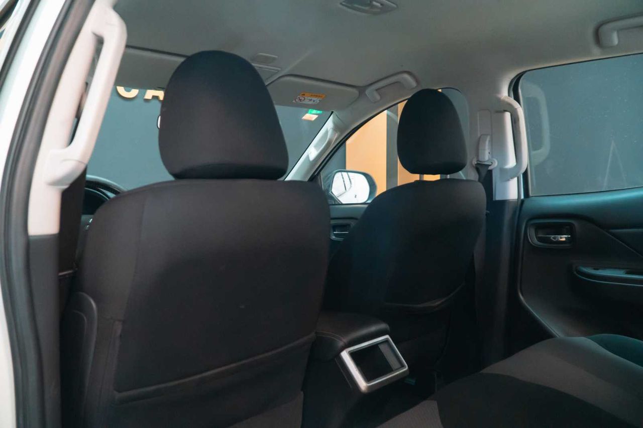 Mitsubishi L200 d/c 220 di-d m-pro  - Foto 17