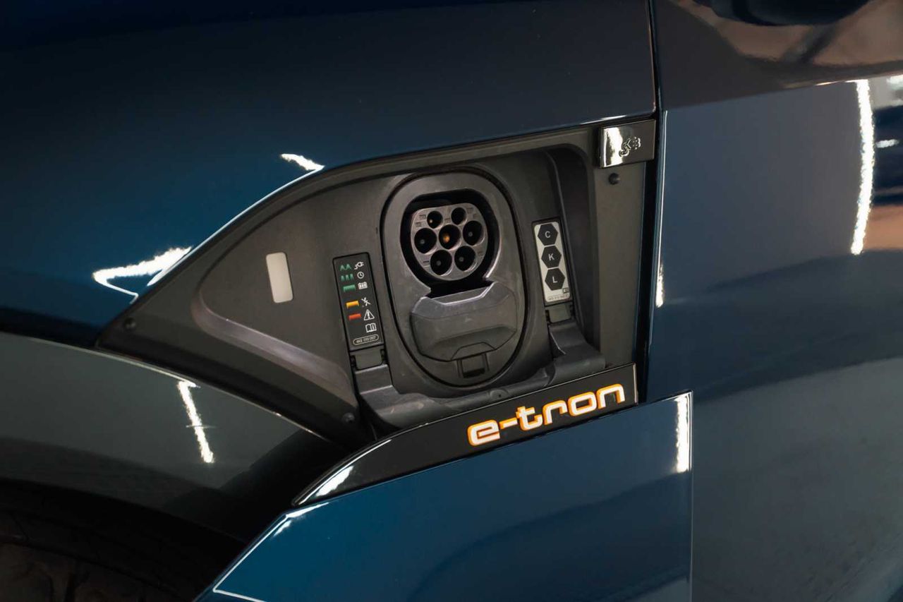 Audi e-tron 55 quattro advanced  - Foto 24