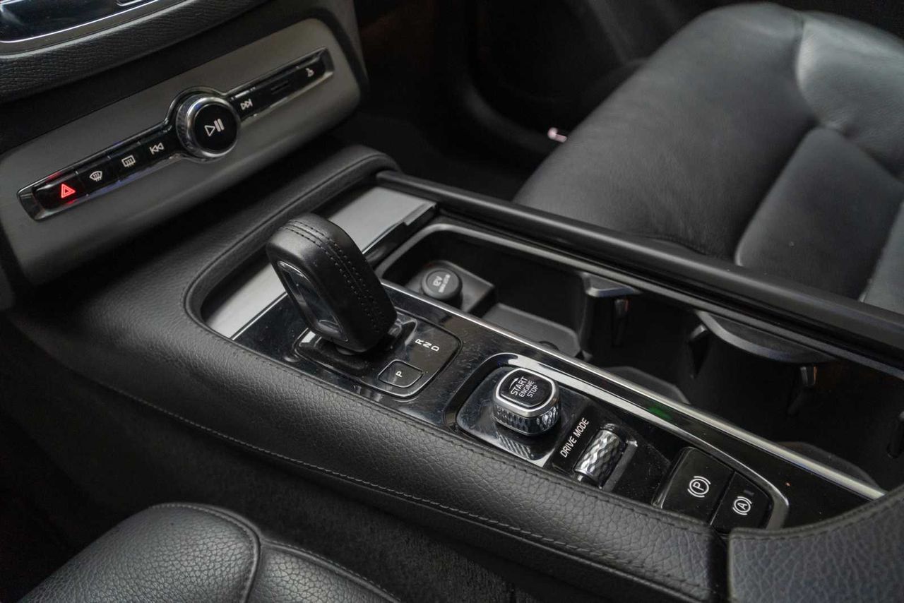 Volvo XC90 business plus awd 2.0 b5 235cv at8 e6dt  - Foto 14