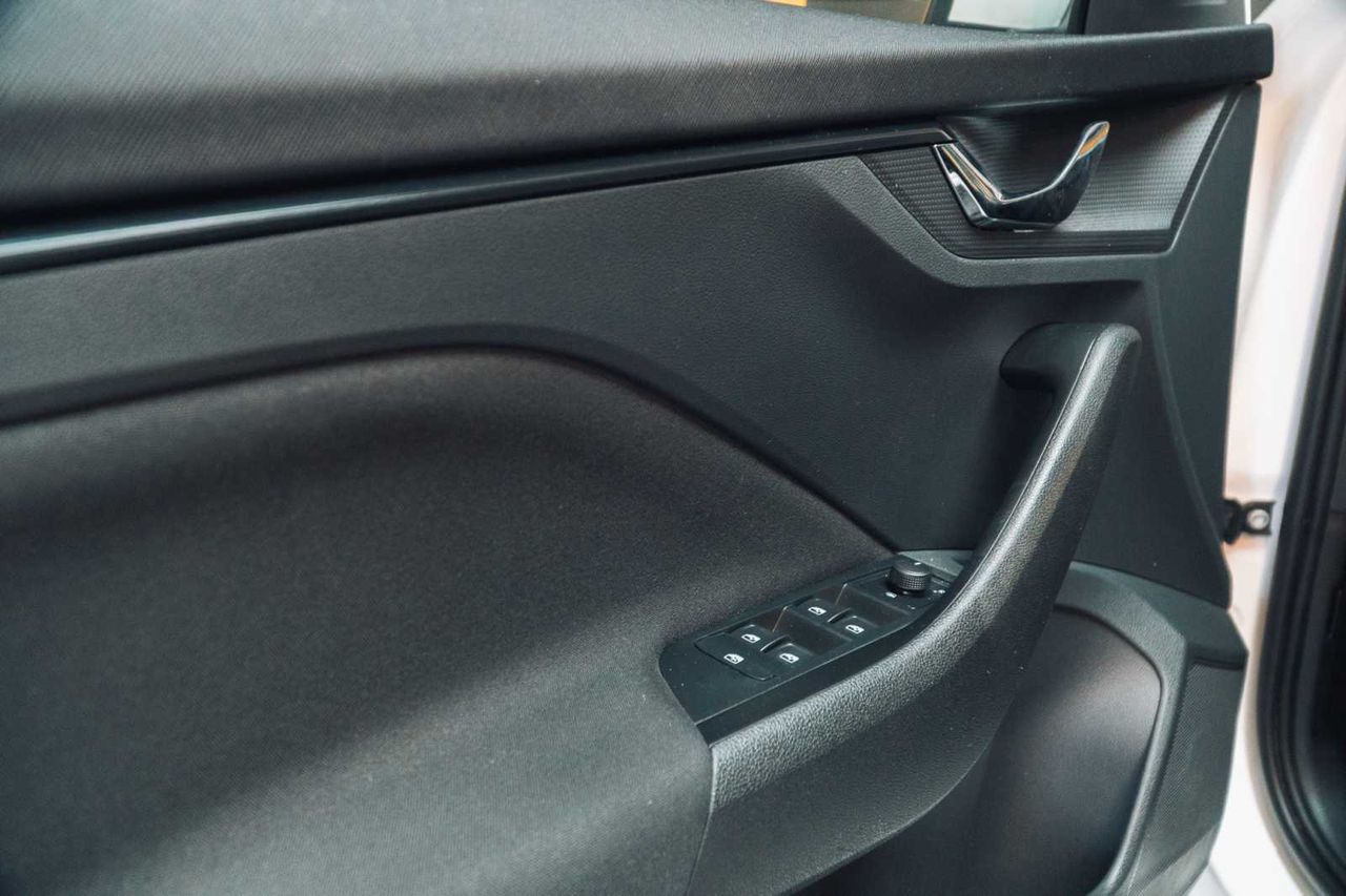 Skoda Kamiq 1.0 tsi 81kw (110cv) dsg ambition (cx)  - Foto 23