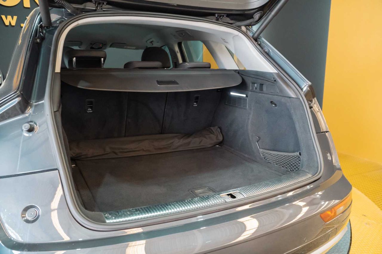 Audi Q5  2.0 tdi 35 tdi design  - Foto 12