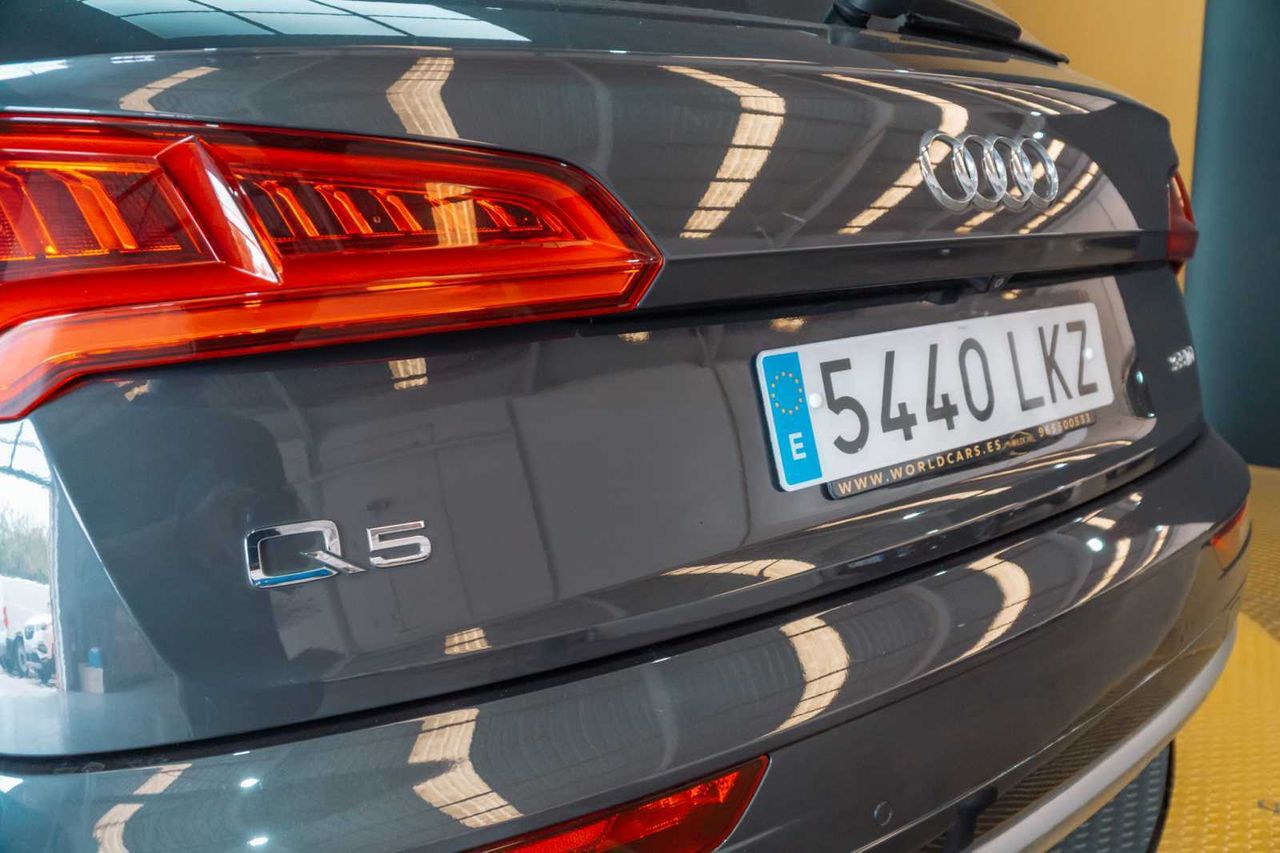 Audi Q5  2.0 tdi 35 tdi design  - Foto 12