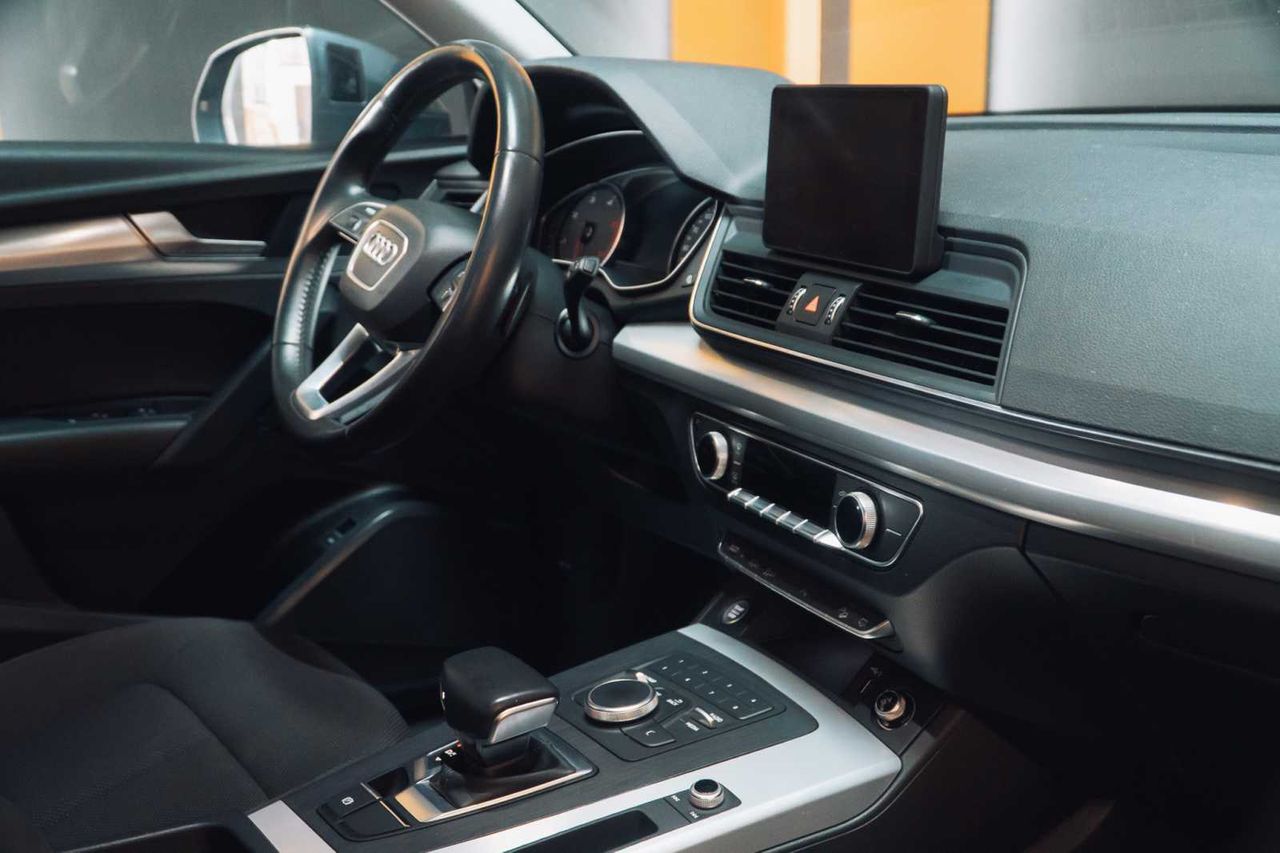 Audi Q5  2.0 tdi 35 tdi design  - Foto 16