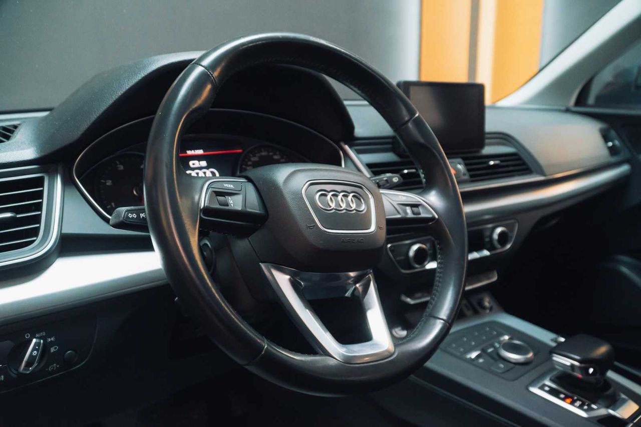 Audi Q5  2.0 tdi 35 tdi design  - Foto 20