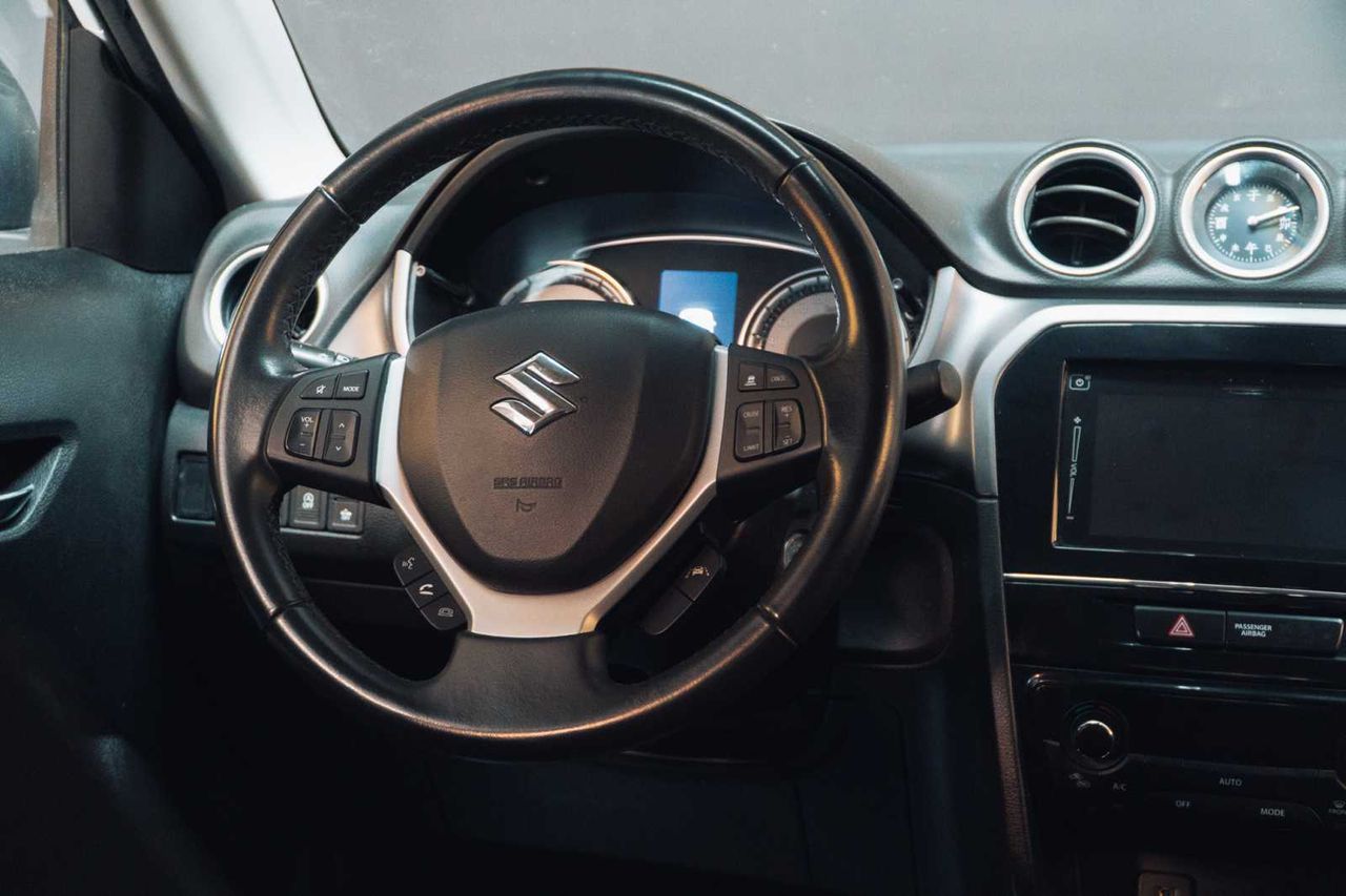 Suzuki Vitara sz  1.4 gas 129cv - 2022  - Foto 18