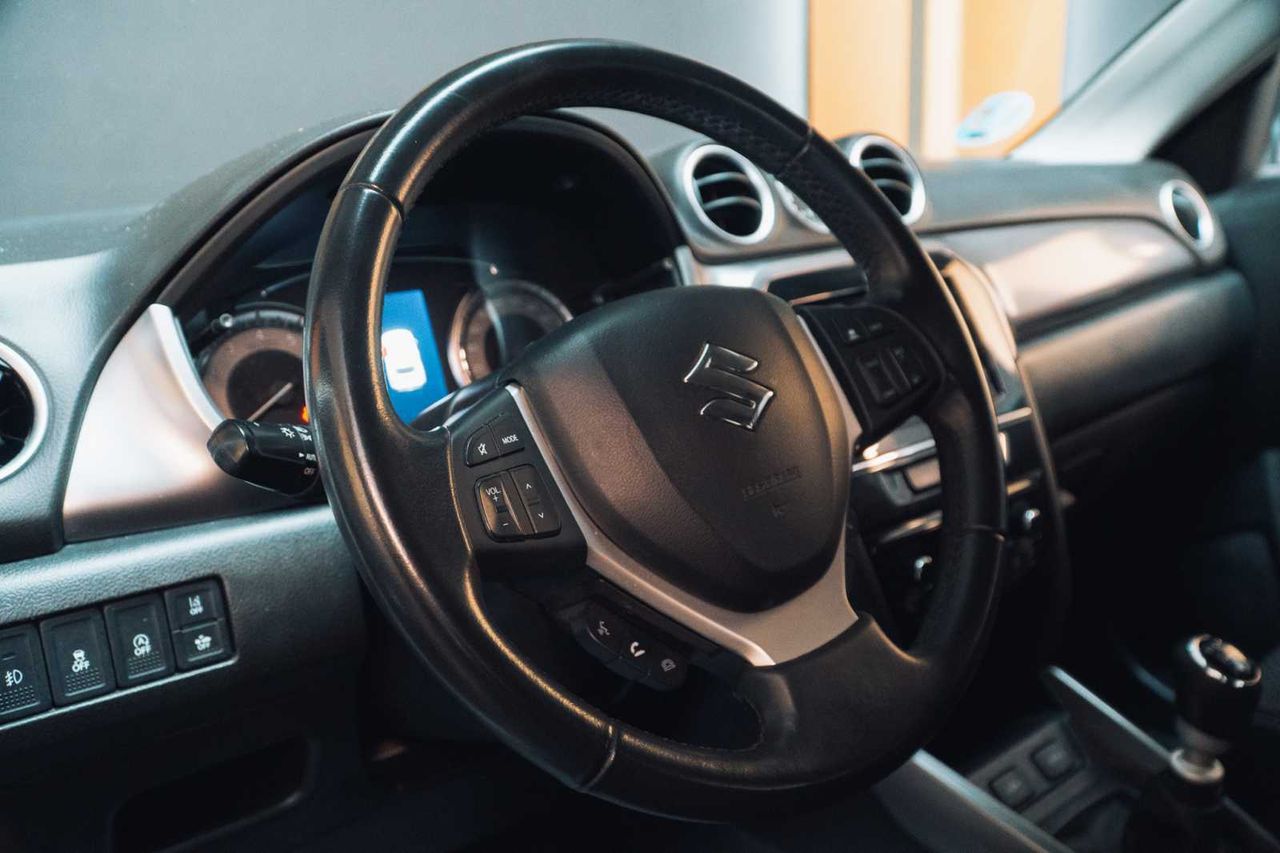 Suzuki Vitara sz  1.4 gas 129cv - 2022  - Foto 21