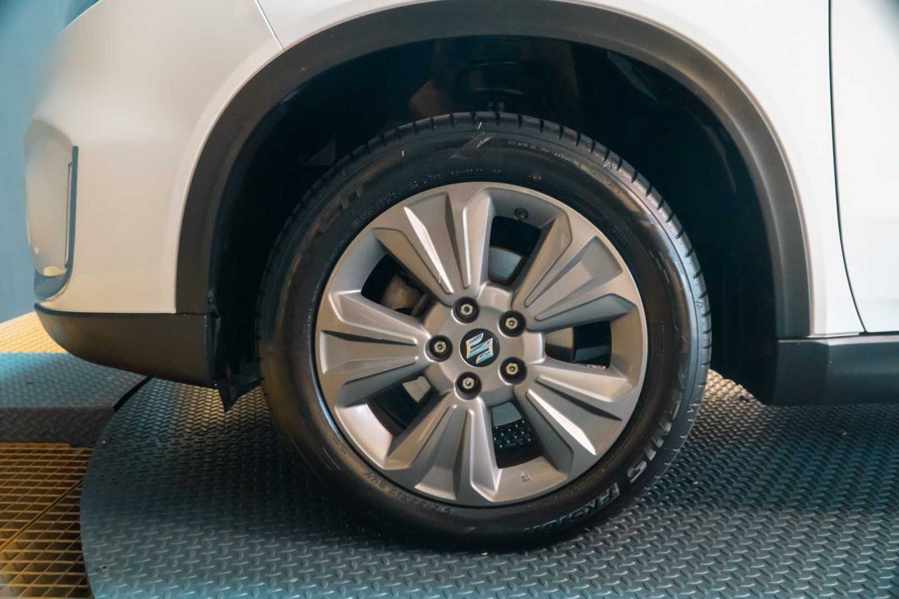 Suzuki Vitara sz  1.4 gas 129cv - 2022  - Foto 10