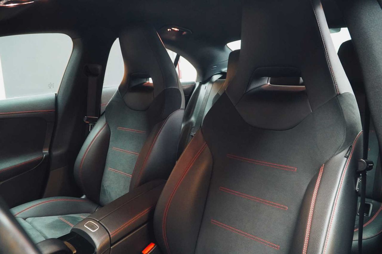 Mercedes CLA 200 d amg line 150cv at8 e6d  - Foto 22