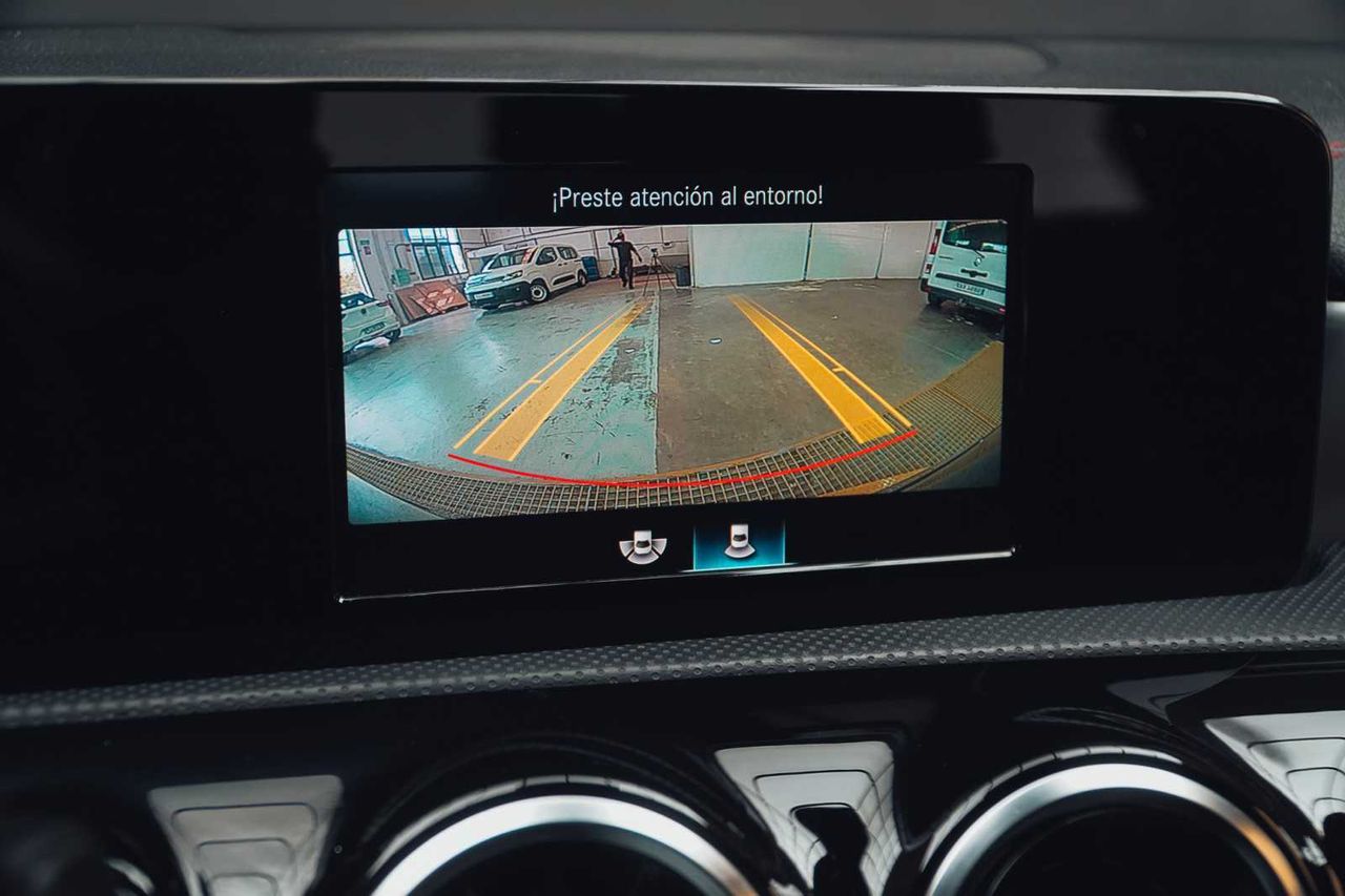 Mercedes CLA 200 d amg line 150cv at8 e6d  - Foto 17