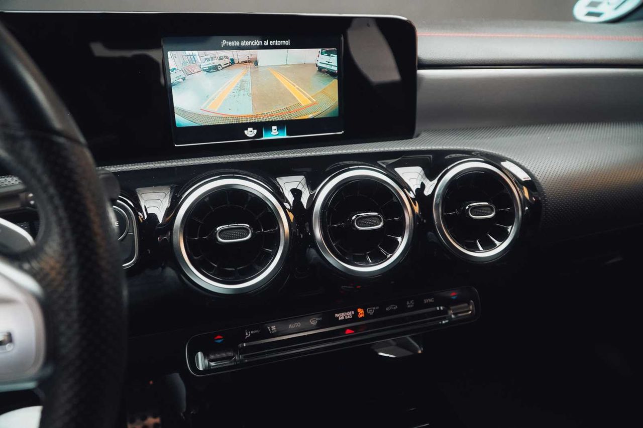 Mercedes CLA 200 d amg line 150cv at8 e6d  - Foto 18