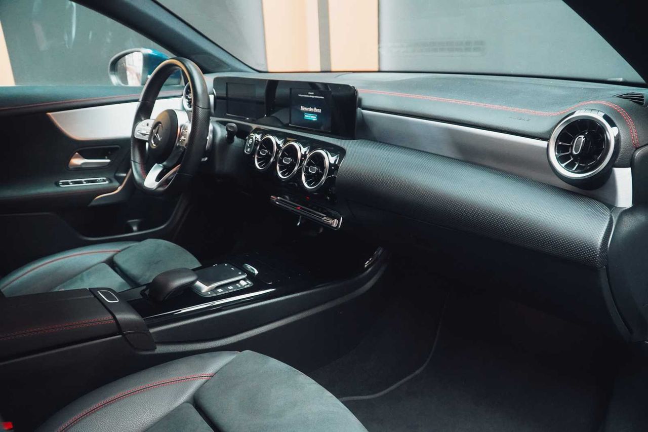 Mercedes CLA 200 d amg line 150cv at8 e6d  - Foto 25