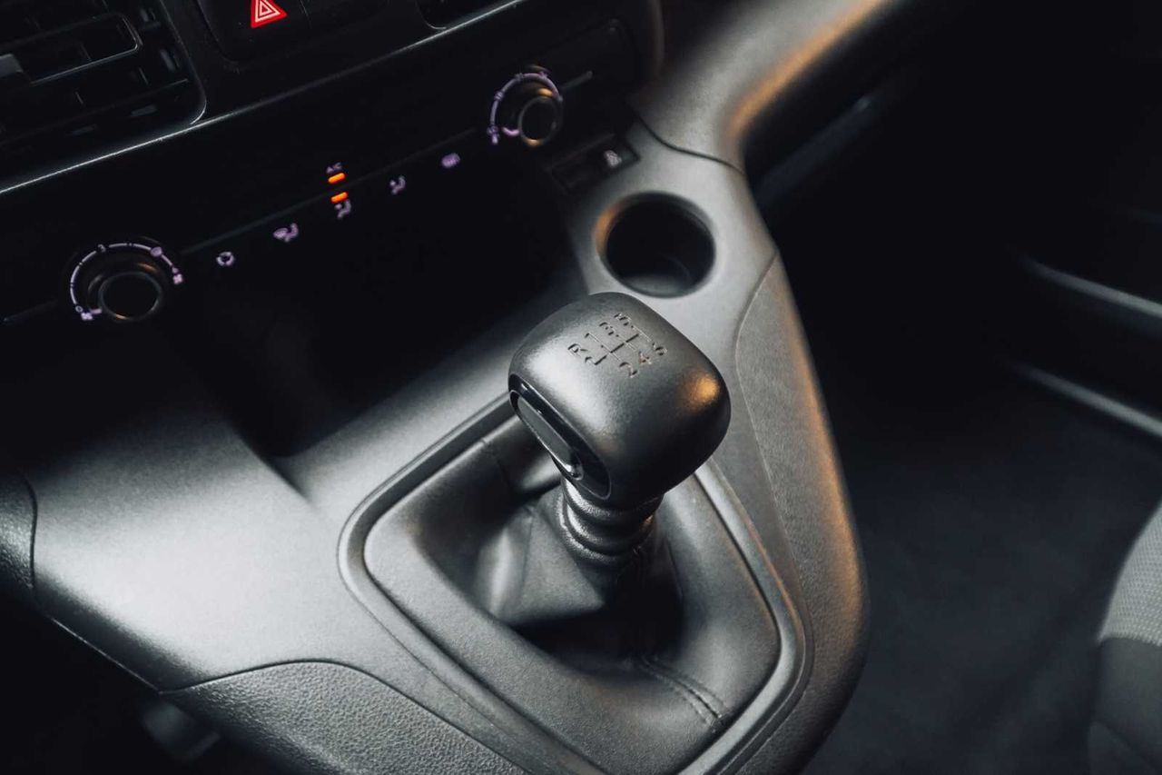 Fiat Doblò furgon l1 bluehdi 1.5 l 650kg 100c  - Foto 11