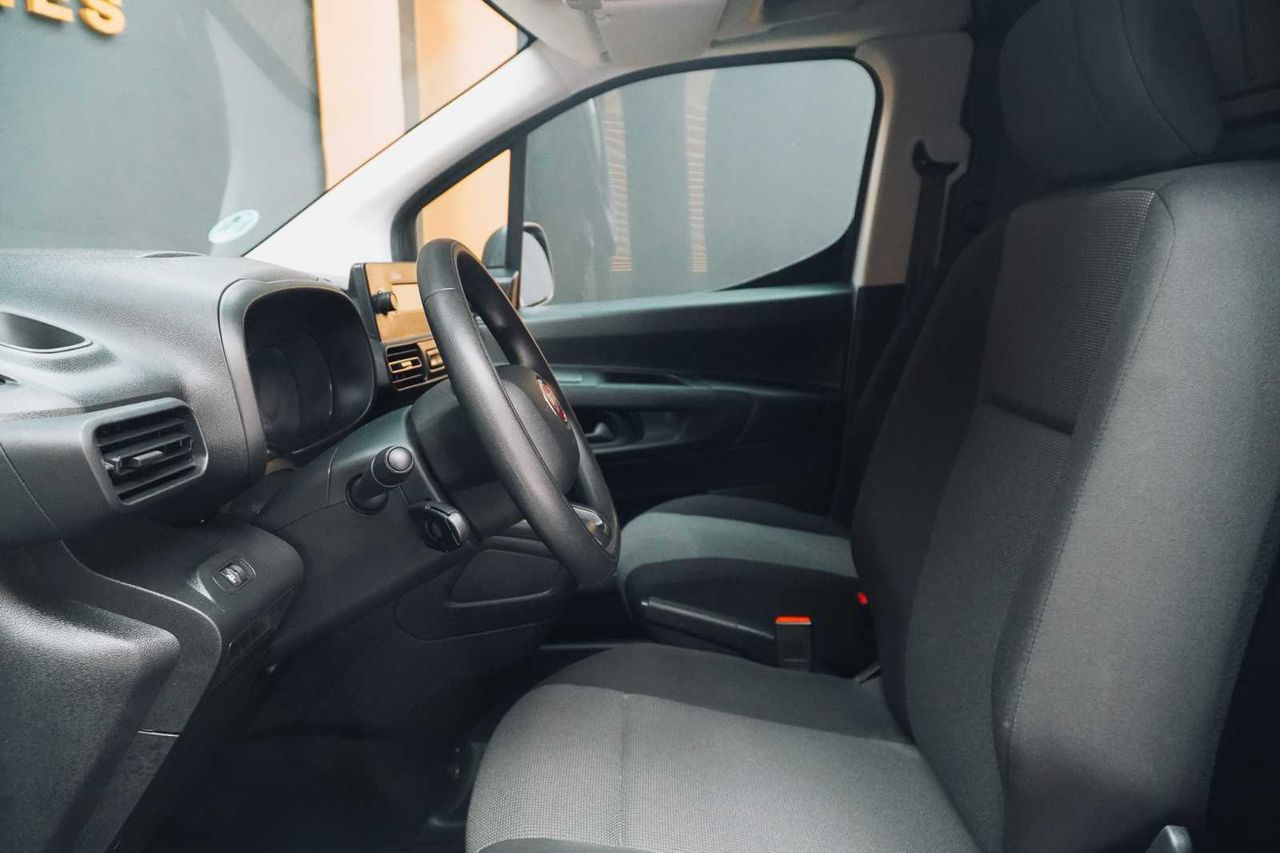 Fiat Doblò furgon l1 bluehdi 1.5 l 650kg 100c  - Foto 13