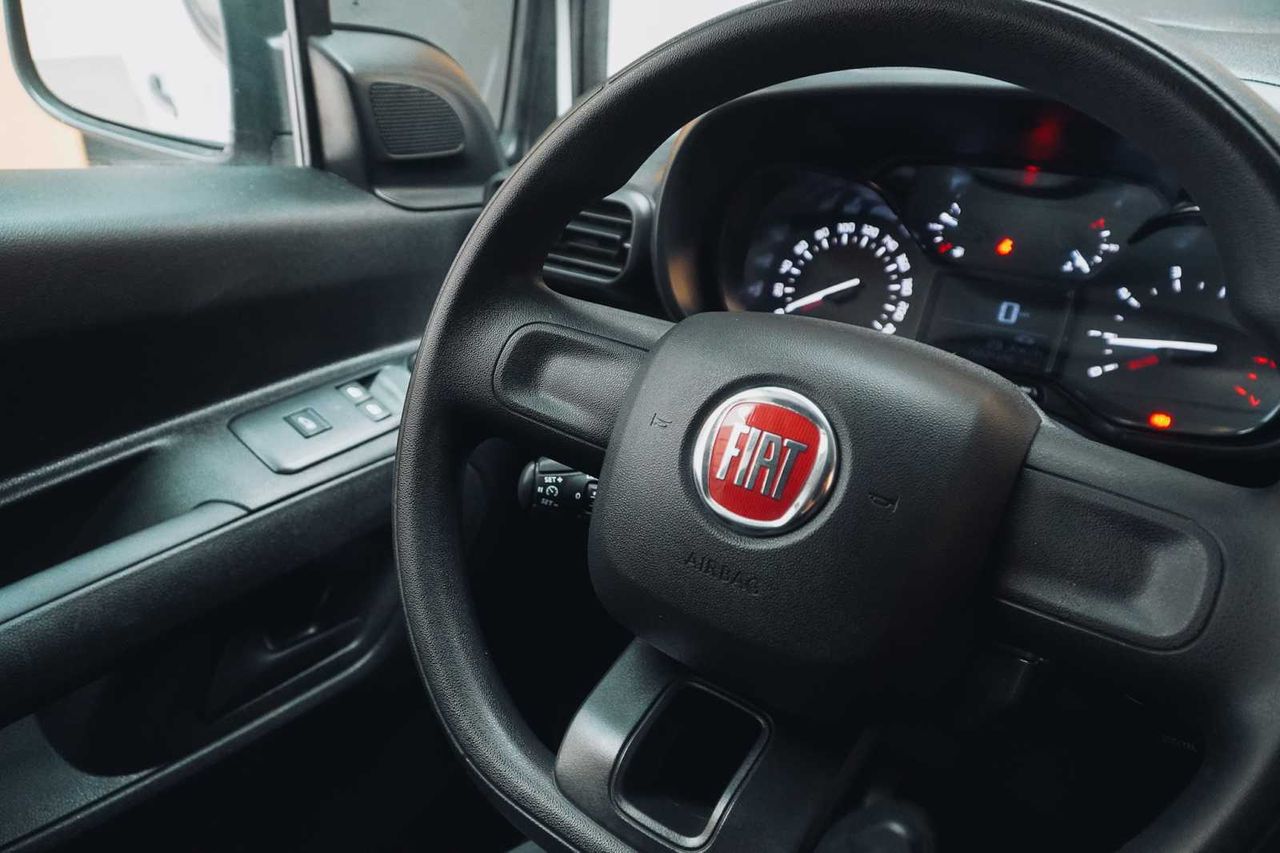 Fiat Doblò furgon l1 bluehdi 1.5 l 650kg 100c  - Foto 17