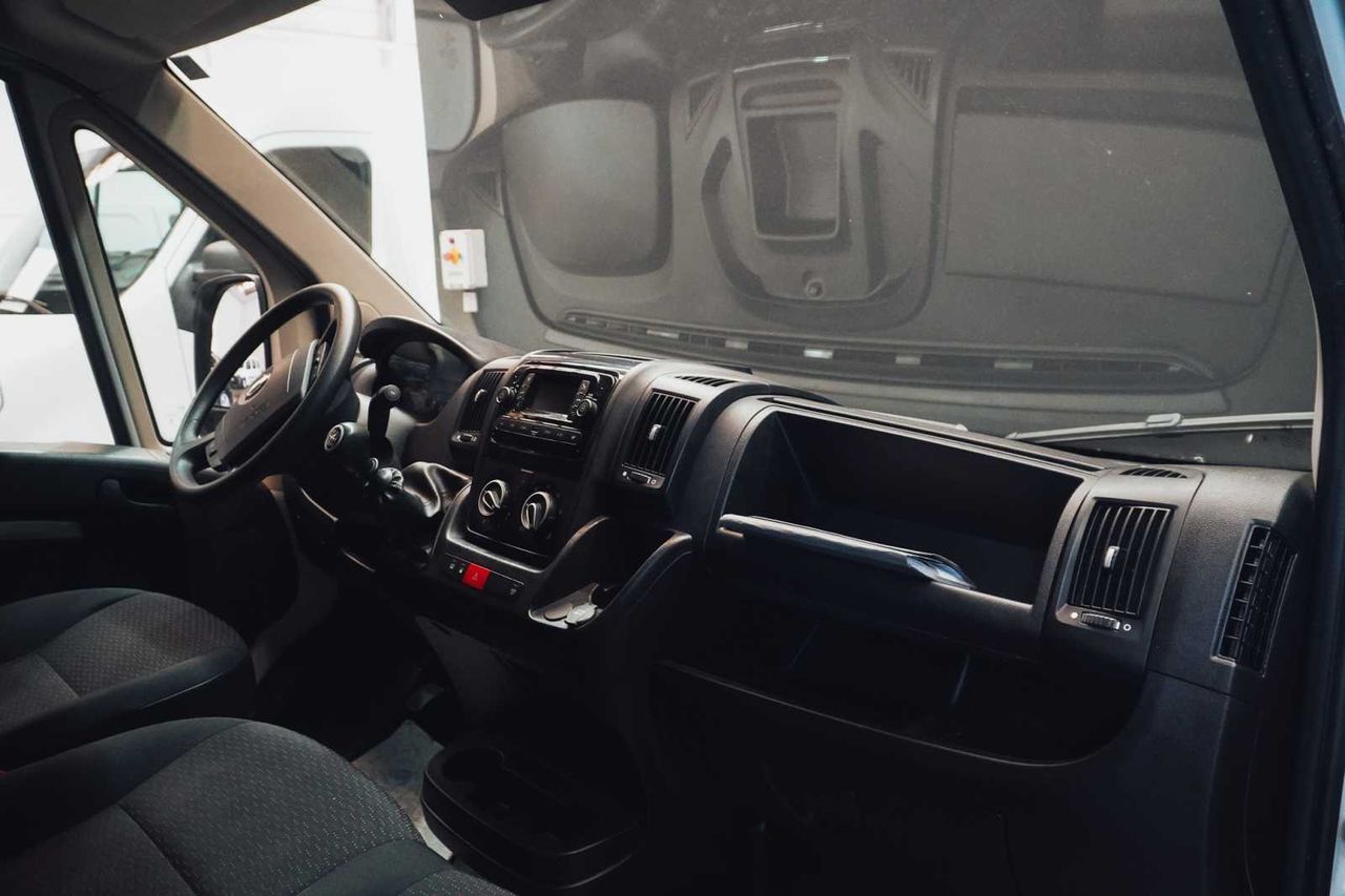 Opel Movano furgón base lig  - Foto 16