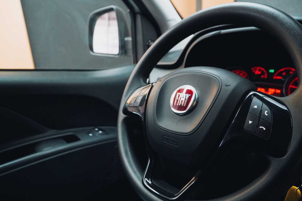 Fiat Doblò sx 1.6 multijet 66kw (90cv) (ac)  - Foto 17