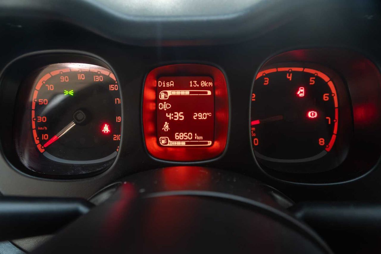 Fiat Panda Panda Hybrid 1.0 51kw (70CV) - Foto 16