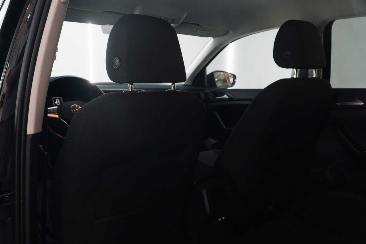 Volkswagen T-Cross Advance 1.0 TSI 81kW (110CV) DSG - Foto 23