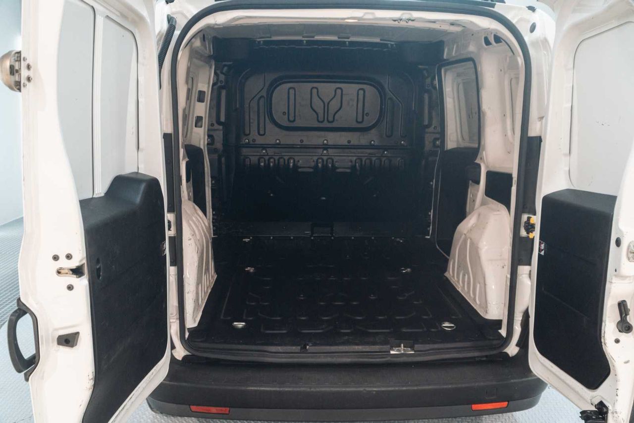 Fiat Doblò  cargo sx 1.3 mjet 70 kw (95  - Foto 14