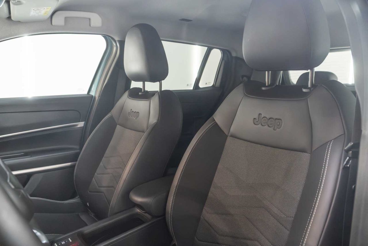 Jeep Avenger 1.2 G 74kW (100CV) Summit - Foto 20