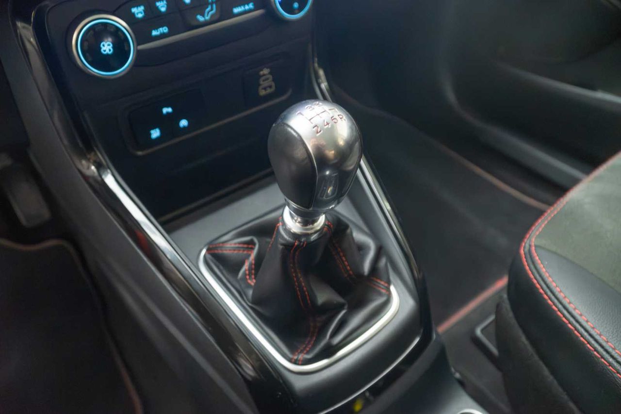 Ford Ecosport 1.0T EcoBoost 92kW (125CV) S&S ST Line - Foto 18