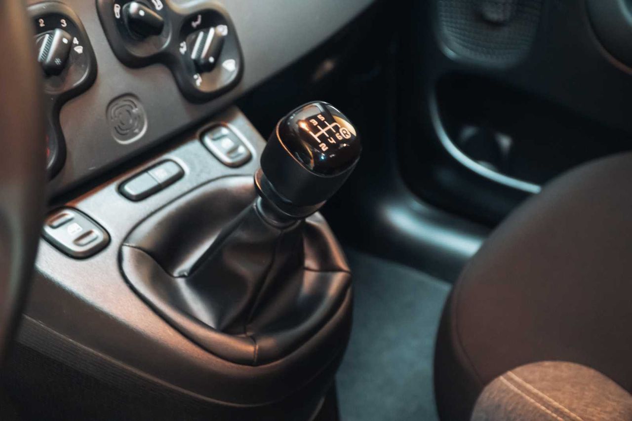 Fiat Panda City Life Hybrid 1.0 Gse 51kw (70CV) - Foto 17